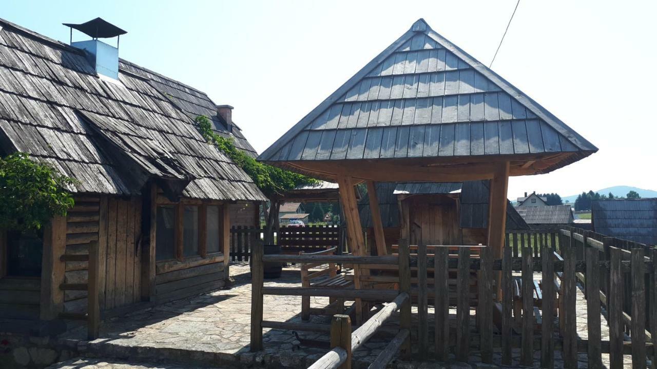 Konoba Ognjiste Bed & Breakfast Sokolac  Ngoại thất bức ảnh